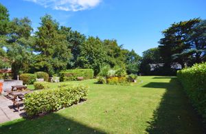 Photo 14- click for photo gallery